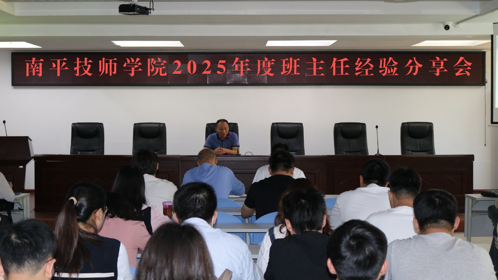 757eff3573a2da33e6616586d56ffd1_副本.jpg 757eff3573a2da33e6616586d56ffd1_副本.jpg