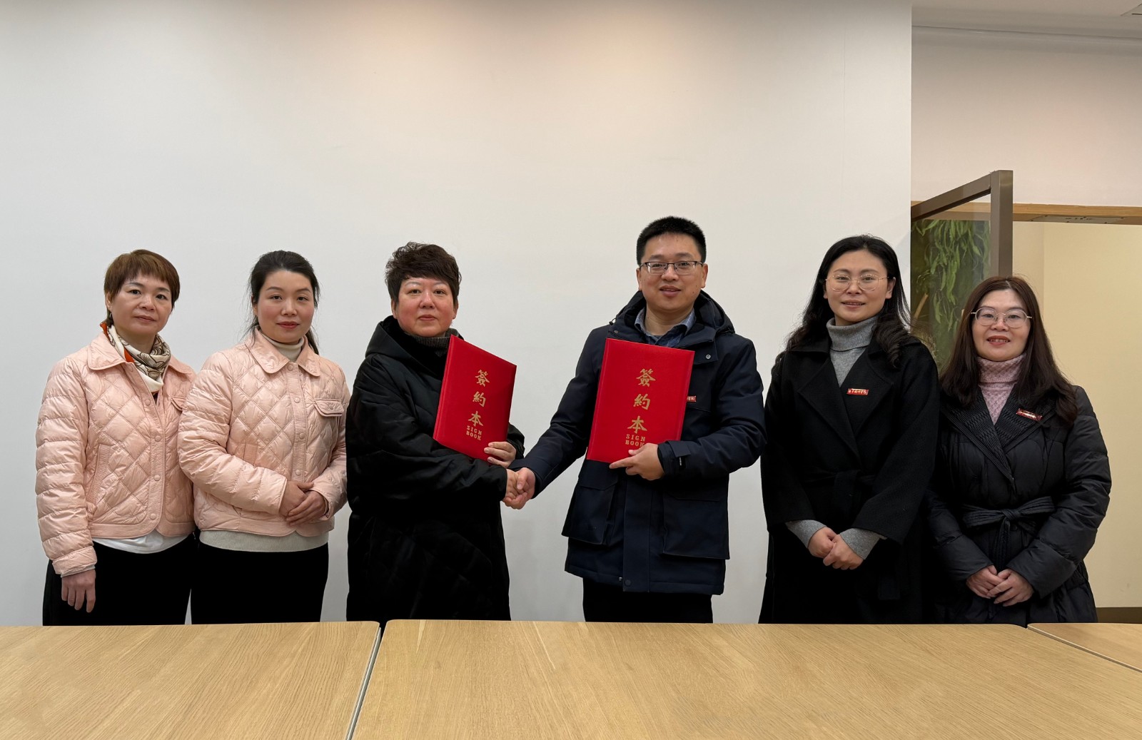 b098e7781926581efbda47e02e83b6bf_副本.jpg b098e7781926581efbda47e02e83b6bf_副本.jpg