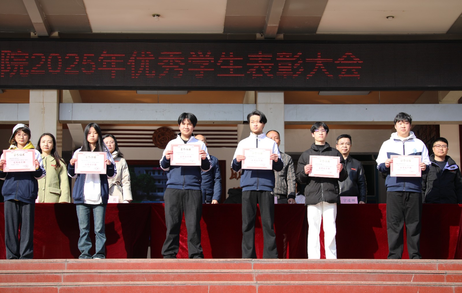 优干4.jpg 优干4.jpg