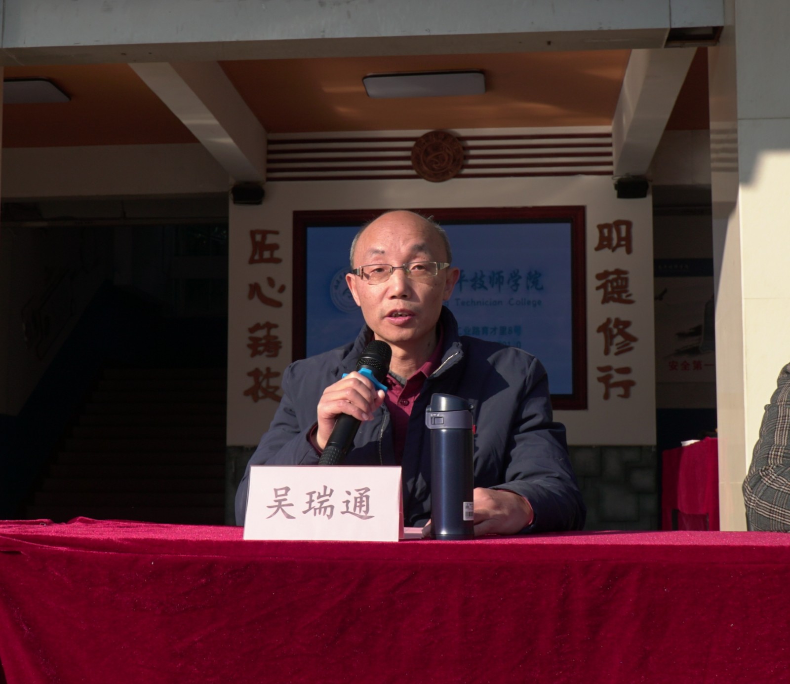 1ee22a0ad3804ea1c7e632dc24b7f7cf_副本.jpg 1ee22a0ad3804ea1c7e632dc24b7f7cf_副本.jpg